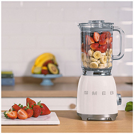Блендер стационарный Smeg BLF03WHEU белый